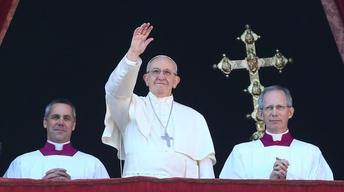 News Wrap: World leaders send messages of peace