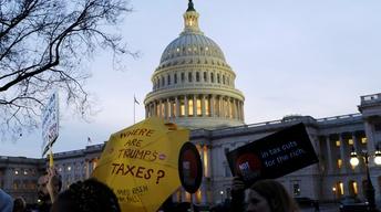 Senate tax bill suffers blow as measure picks up support