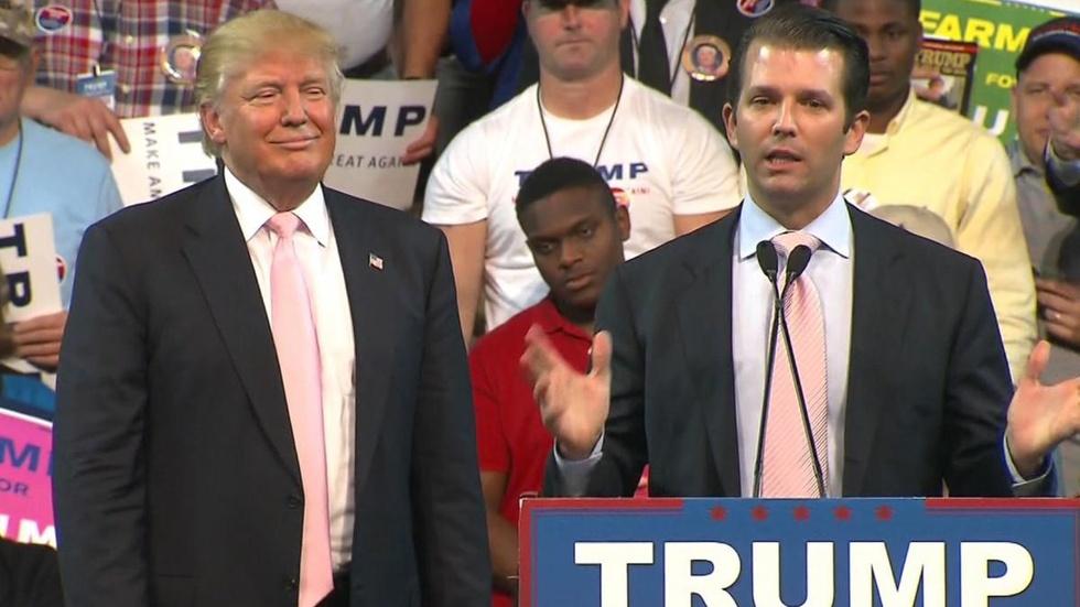 White House in crisis mode after Donald Trump Jr.'s emails w image