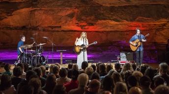 S7 Ep4: Kasey Chambers "I Ain't No Little Girl"