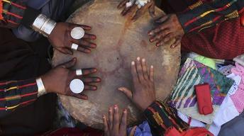 For Mali's Tuareg, music speaks of suffering and the Sahara