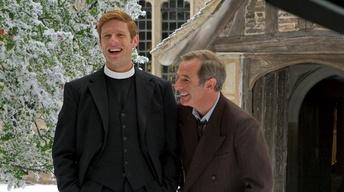 S3: Fun on Set