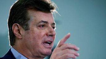 News Wrap:Manafort offered briefings to Russian billionaire