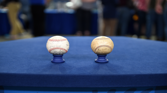 S21 Ep26: Appraisal: 1927 Yankees Team-signed Baseball & Sta
