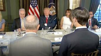 Trump talks Putin, Manafort's FBI raid