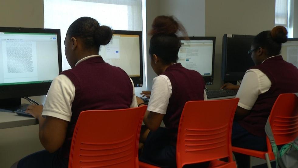 Camden charter offers all college classes to seniors image