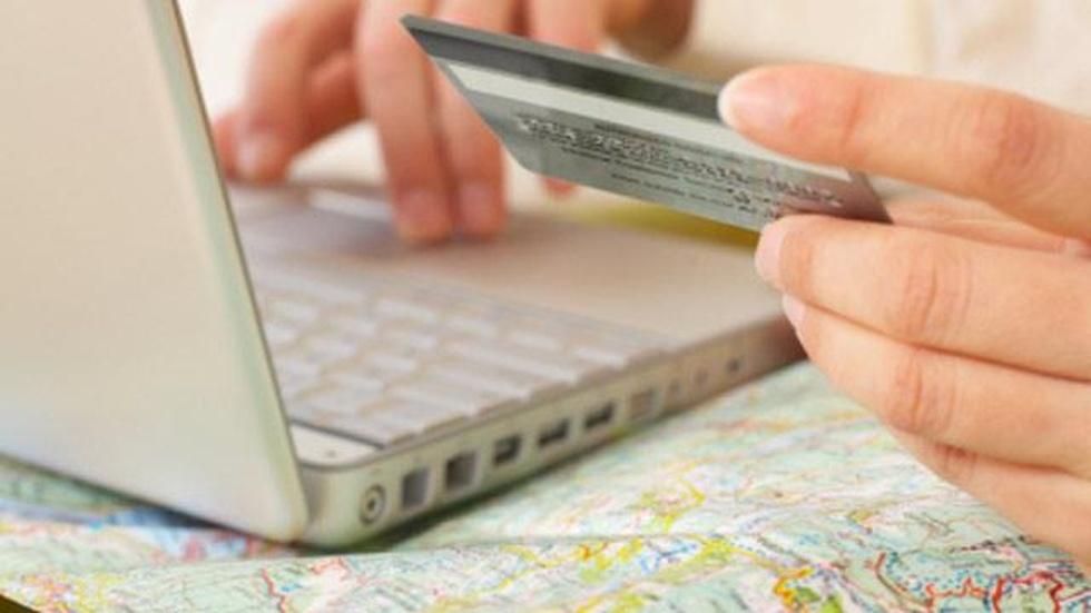 Traveling Safely With Credit Cards image