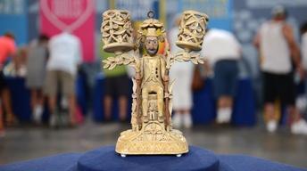 S21 Ep12: Appraisal: 1890 Folk Art Seated Figure Wood Carvin