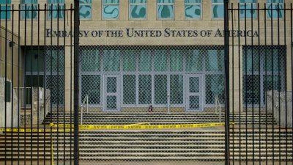 News Wrap: U.S. orders Cuban diplomats to leave image