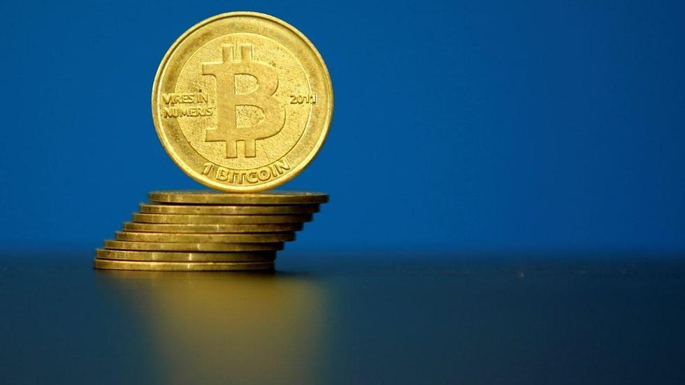 Major companies try Bitcoin technology image
