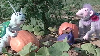 Blossom and Snappy Go to the Farm, Part One
