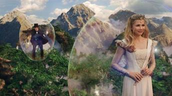 James Franco and the stars of "Oz, the Great and Powerful" image