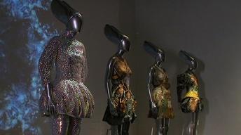 SundayArts Fashion Around Town image