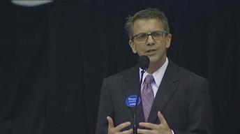 Evansville Mayoral Candidate (R)Winnecke speaks at Rotary... image