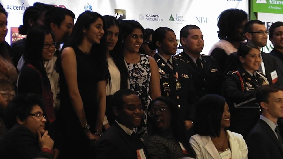 High Schoolers Teach Elementary Students Financial Literacy image