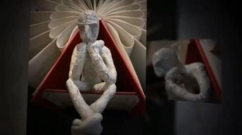 Creating Book Sculptures with Daniel Lai