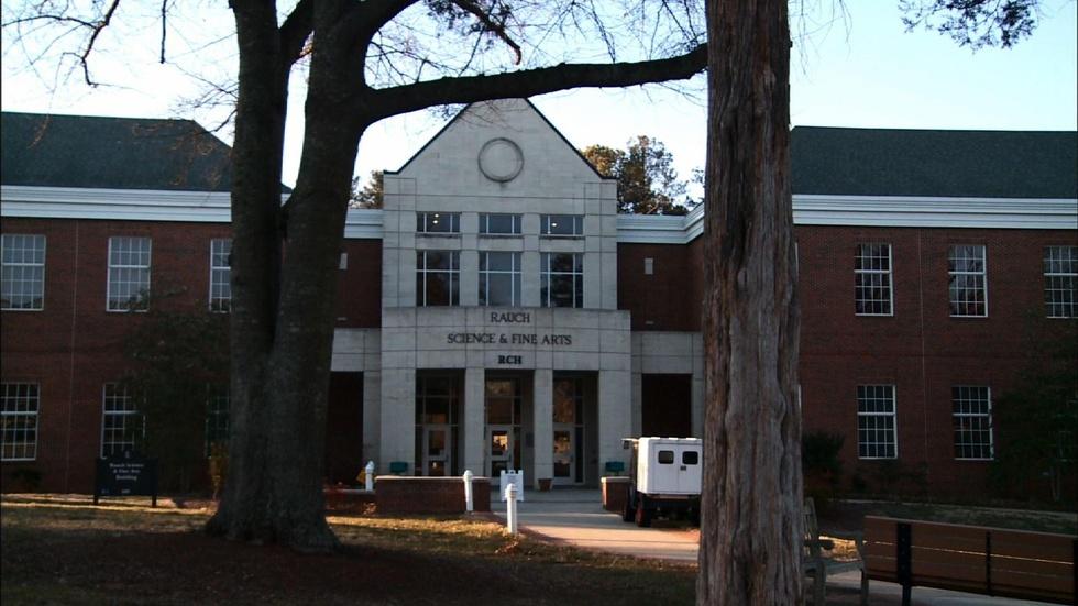 Gaston College image
