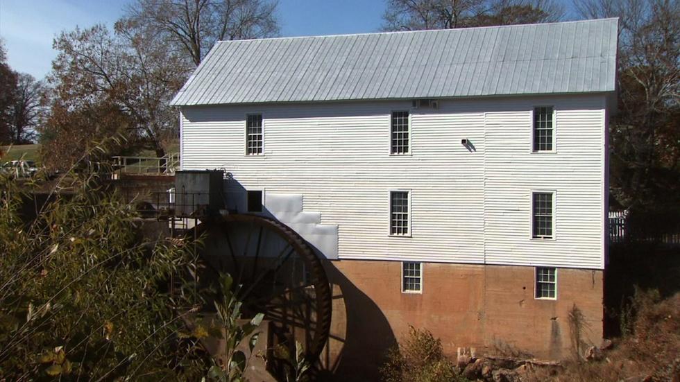 Historic Murray's Mill image