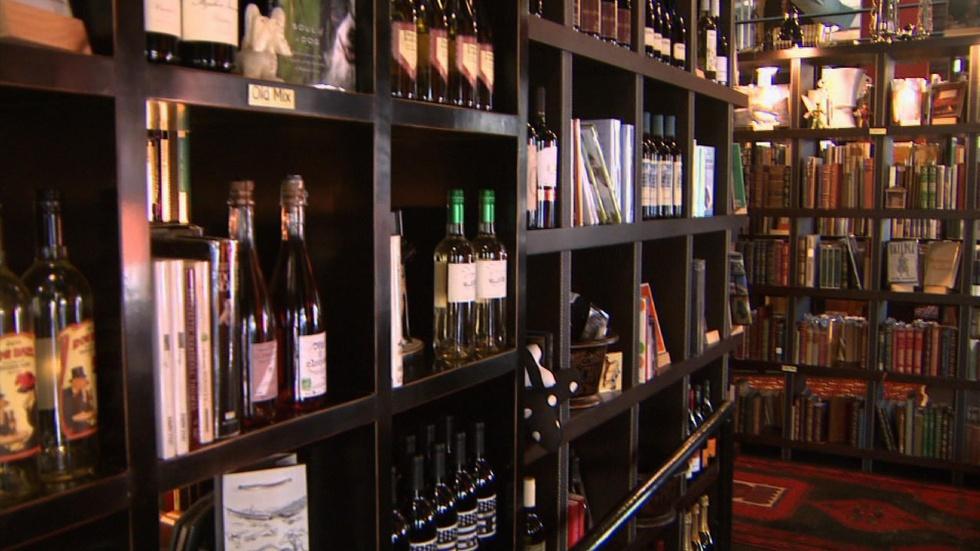 Battery Park Book Exchange & Champagne Bar image
