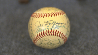 S21 Ep23: Appraisal: 1951 Yankees & Monroe-signed Baseball