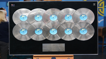 S22 Ep12: Appraisal: 1985 Michael Jackson "Thriller" Record