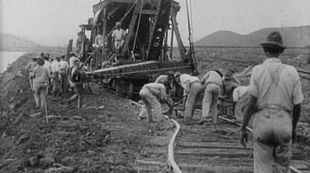 Repairing the Panama Railroad image