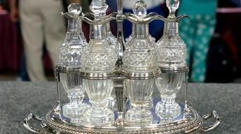 S15 Ep20: Appraisal: 1805 Paul Storr Cruet Set