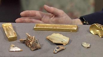 Appraisal: China Trade Shipwreck Gold & Porcelain image