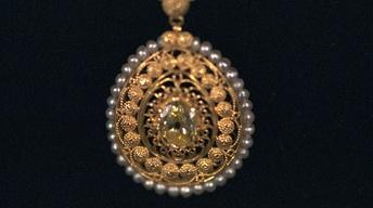 S20 Ep23: Appraisal: Tiffany & Co. Yellow Diamond Pendant