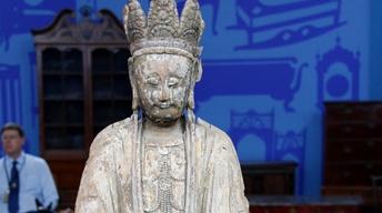 Appraisal: Early Ming Chinese Wood Figure of Guanyin image