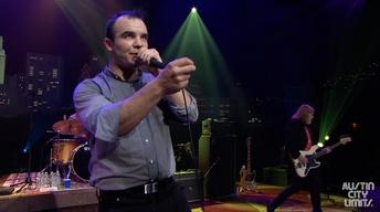 S40 Ep10: Future Islands "Seasons (Waiting on You)"