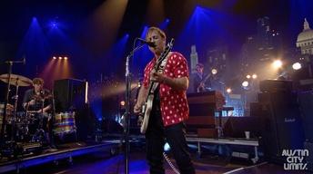 S40 Ep12: The Black Keys "Gotta Get Away"