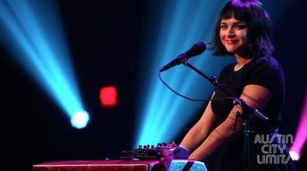 S38 Ep8: Behind the Scenes: Norah Jones