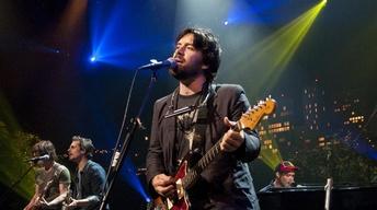 S36 Ep13: Bob Schneider "40 Dogs (Like Romeo and Juliet)"