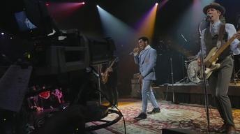 S41 Ep7: Behind the Scenes: Vintage Trouble