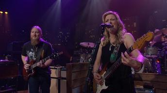S41 Ep13: Tedeschi Trucks Band "Let Me Get By"