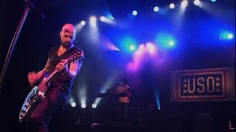 S2014 Ep2: Daughtry Performs "Home"