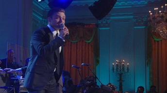 S2013 Ep1: Justin Timberlake "Sitting on the Dock of the Bay