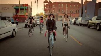 S18 Ep11: Ovarian Psycos - Women Find Strength in Numbers -
