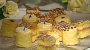 S1 Ep13: Ladyfingers Genoise