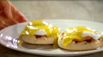 Martha Stewart's Tip: Hollandaise Sauce image