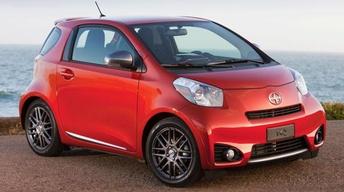 S31 Ep42: 2012 Scion iQ & 2012 Mercedes-Benz SLS AMG Roadste