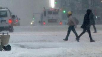 News Wrap: Arctic air in Northeast as winter storm wraps up image