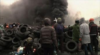 Diplomats work behind the scenes to halt Ukraine violence image