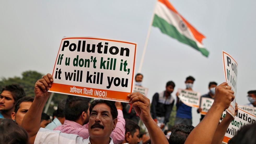 How India is tackling its towering landfills image