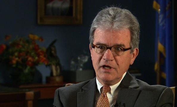 Pbs Newshour Sen Tom Coburn On Debt Bomb Everybody Must Sacrifice Twin Cities Pbs 1869