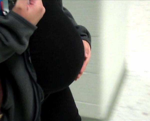 Watch now: PBS NewsHour | Pregnant Teens Struggle to Stay in School | PBS Video 