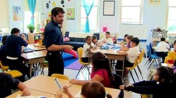 Chicago Board of Education Plans to Shut Down 54 Schools image