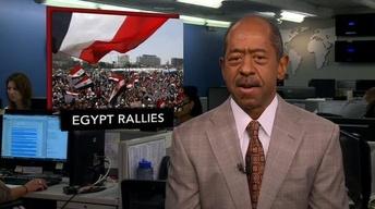 News Wrap: Dueling Political Rallies in Cairo image