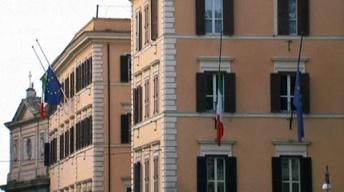 Italy mourns 'day of tears' for shipwrecked migrants image